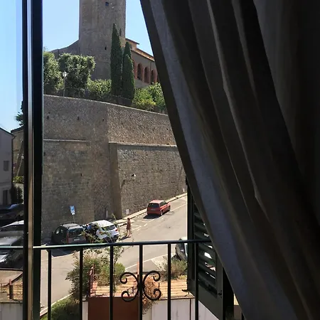 La Mela Rosa Valentano